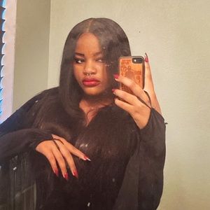 Meet your Posher, Breeanna